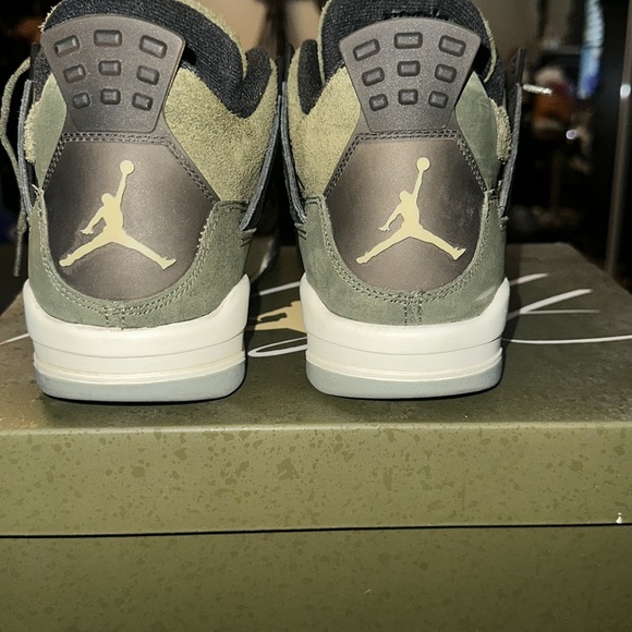 Jordan Retro 4 - Picture 3 of 7